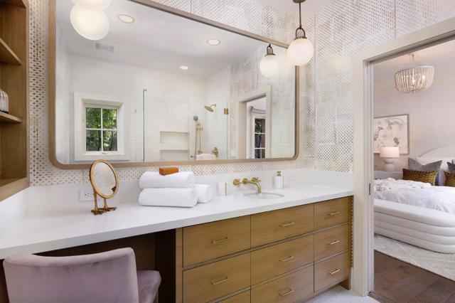 1661 University Avenue, Palo Alto CA: https://media.crmls.org/mediaz/dcac531b-fde6-415f-9706-9f7901554133.jpg