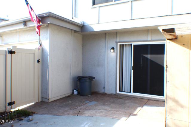 Detail Gallery Image 13 of 48 For 1841 Fisher Dr #D,  Oxnard,  CA 93035 - 3 Beds | 1/1 Baths
