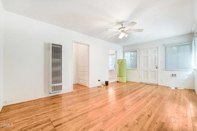 4824 Toland Way, Los Angeles CA: https://media.crmls.org/mediaz/dcad153c-dce4-4ae5-8f9a-c339931c6521.jpg