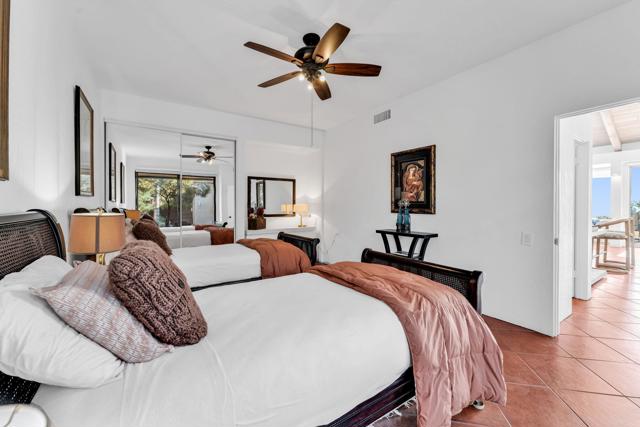 511 Desert West Drive, Rancho Mirage CA: https://media.crmls.org/mediaz/dcb12deb-9500-4d11-8c08-23e943d11587.jpg