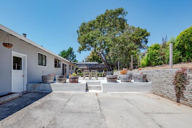 3177 W Ledyard Way, Aptos CA: https://media.crmls.org/mediaz/dcb16e6a-dbaf-482b-b6e8-502e773e8c4a.jpg