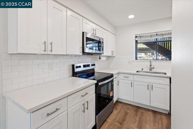900 Southampton Rd, Benicia CA: https://media.crmls.org/mediaz/dcb383aa-b977-42dc-b916-d36452c1b0e9.jpg