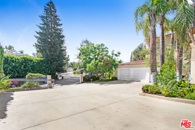 Image 2 for 12535 Promontory Rd, Los Angeles, CA 90049