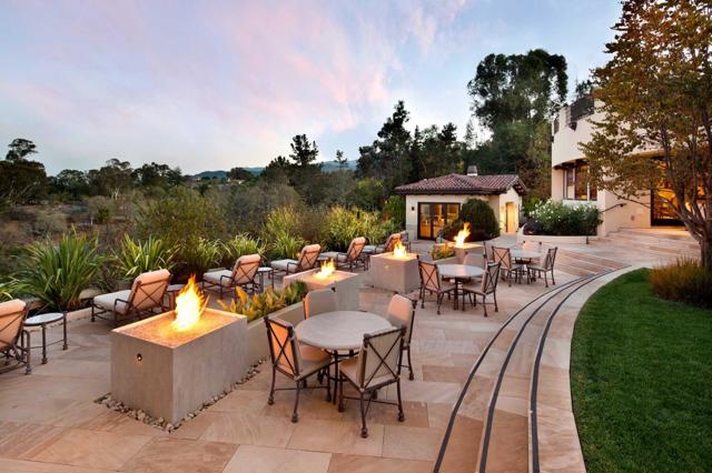27500 La Vida Real, Los Altos Hills CA: https://media.crmls.org/mediaz/dcb54bbe-497e-43be-aecc-900a086bb76b.jpg