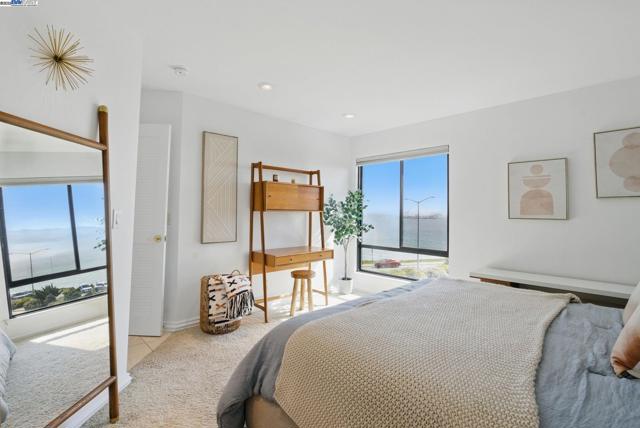 3 Commodore Dr, Emeryville CA: https://media.crmls.org/mediaz/dcb611b7-231e-4f32-b92d-90e1c6dc7bfb.jpg