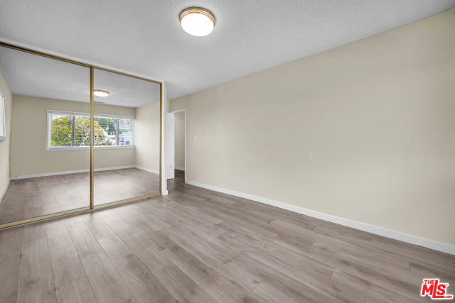 5137 Reynier Avenue, Los Angeles CA: https://media.crmls.org/mediaz/dcb7d0d4-800b-4fad-bcc9-458f88f1c186.jpg