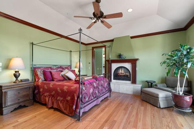 2053 Weston Road, Scotts Valley CA: https://media.crmls.org/mediaz/dcb8aa19-7fbe-4e57-95c6-a38c666fd085.jpg