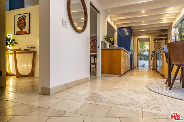 520 Barker Pass Road, Santa Barbara CA: https://media.crmls.org/mediaz/dcb8e651-0cfd-4656-b445-5f6fb7a99d58.jpg