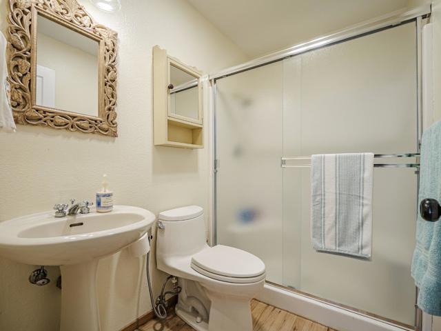 14 Sageland Court, Scotts Valley CA: https://media.crmls.org/mediaz/dcb90980-bf07-44ee-97ef-c847ef7dc8f2.jpg