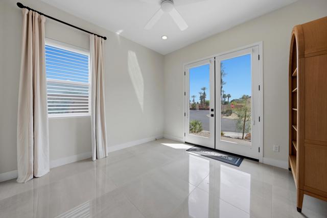 78420 Heritage Way, La Quinta CA: https://media.crmls.org/mediaz/dcbaa664-2f8e-4507-80df-4bbacb44fe42.jpg