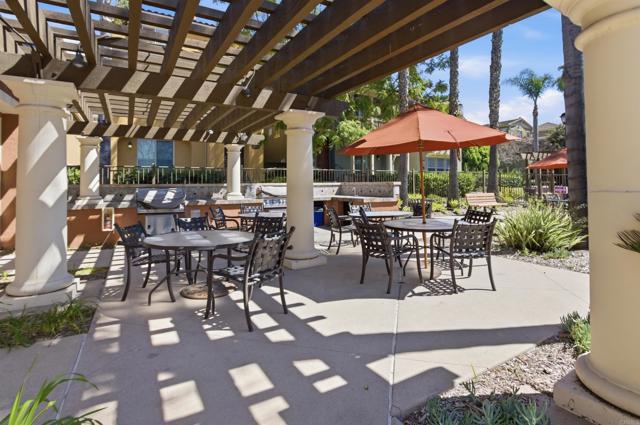 Detail Gallery Image 20 of 21 For 1874 Violet Ct #5,  Chula Vista,  CA 91913 - 3 Beds | 3/1 Baths