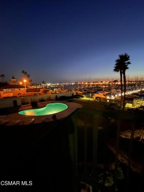 2901 Peninsula Road, Oxnard CA: https://media.crmls.org/mediaz/dcbb3765-302f-47ce-8104-d6b3be7a0bd9.jpg