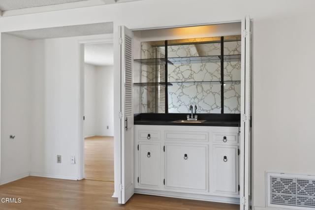 Detail Gallery Image 13 of 50 For 2920 Seahorse Ave, Ventura,  CA 93001 - 3 Beds | 2 Baths