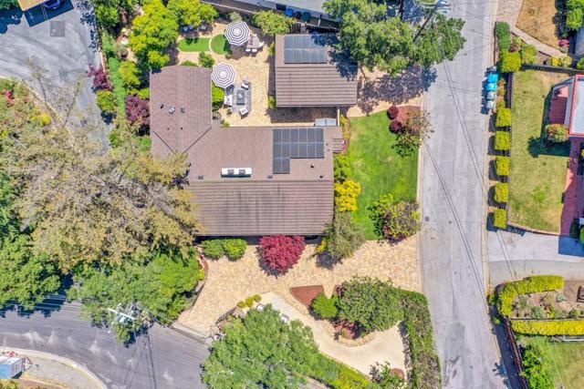 500 South Road, Belmont CA: https://media.crmls.org/mediaz/dcbefc0d-adf7-4ba5-a85c-4a27e8a4a821.jpg