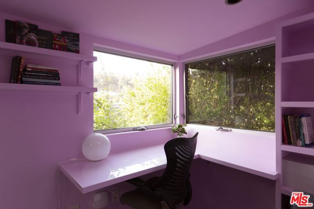 2500 Carman Crest Drive, Los Angeles CA: https://media.crmls.org/mediaz/dcbf5405-d999-409f-bd1b-e41a49442437.jpg