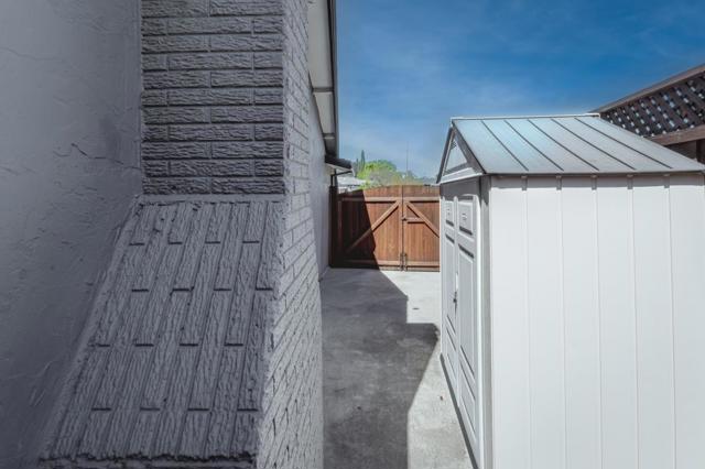 440 Ariel Drive, San Jose CA: https://media.crmls.org/mediaz/dcbf67be-07d6-4448-a7de-6511a0699580.jpg