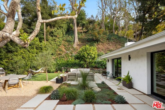 Drew Fenton | 3328 Mandeville Canyon Road Los Angeles CA | MLS: 7013571
