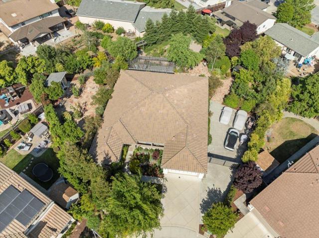 17370 Cesena Court, Morgan Hill CA: https://media.crmls.org/mediaz/dcc01a60-56ab-4dc0-b7fe-cde49539fc77.jpg