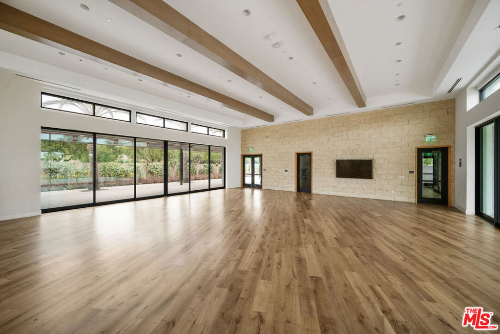 Dcc1a66e 9b40 4e4e B548 5b22fe429798