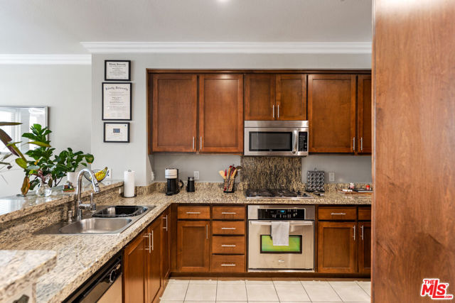 21301 Erwin Street, 408 photo 2