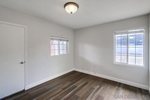 6327 Newsome Dr, San Diego CA: https://media.crmls.org/mediaz/dcc3da26-0fef-4d9c-bea5-4ee1862b001e.jpg
