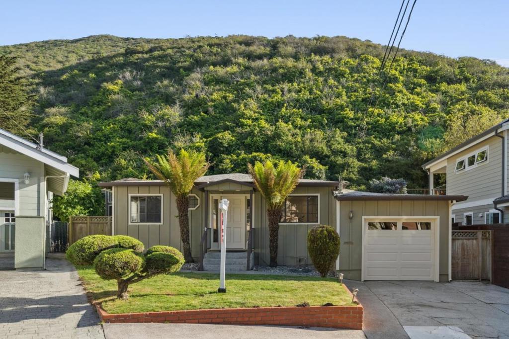 264 Berendos Avenue