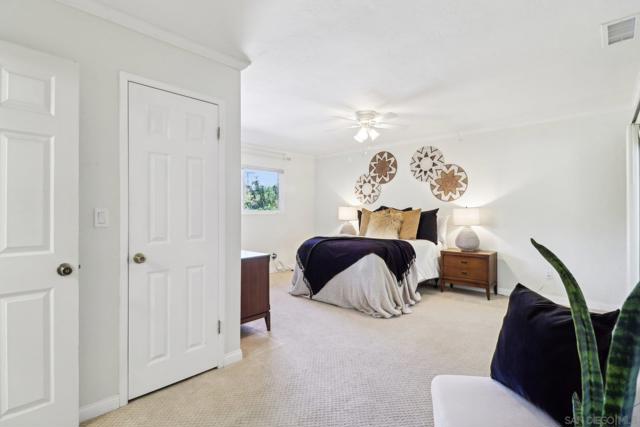 2090 Alta Vista Drive, Vista CA: https://media.crmls.org/mediaz/dcc50653-5670-4e1e-b23a-d9ac404de107.jpg