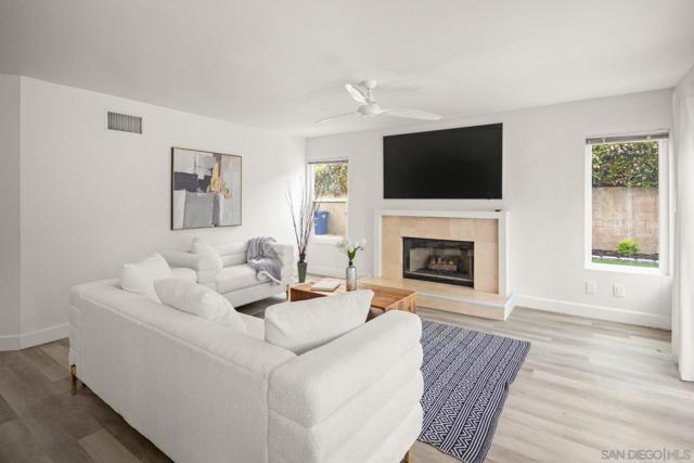 13358 Twin Circle Ct, Poway CA: https://media.crmls.org/mediaz/dcc6bbfa-0fc1-4d41-9792-19d6854cdfe8.jpg
