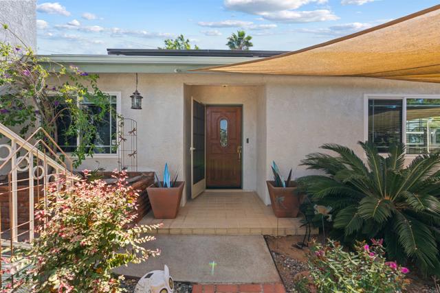 Detail Gallery Image 6 of 34 For 425 E Dougherty St, Fallbrook,  CA 92028 - 4 Beds | 2/1 Baths