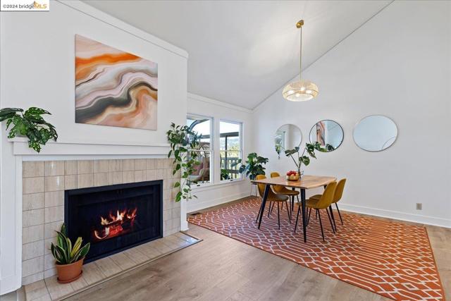 Image 10 of 32 For 4493 Montgomery St  6