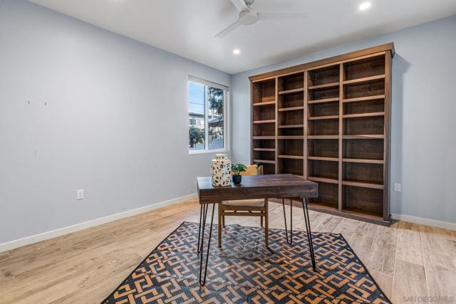165 Pine Ave, Carlsbad CA: https://media.crmls.org/mediaz/dcc8ac46-5d08-42bc-9054-d1d8a6d81d7c.jpg