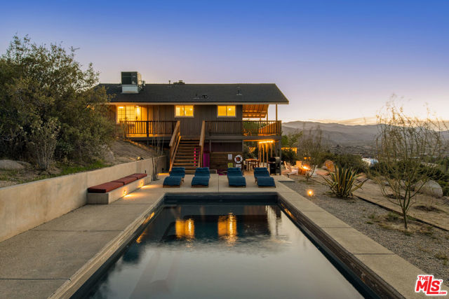 5637 Minna Gombell Lane, Pioneertown CA: https://media.crmls.org/mediaz/dcc978b6-03ec-42bf-a5fa-effb90caff1a.jpg