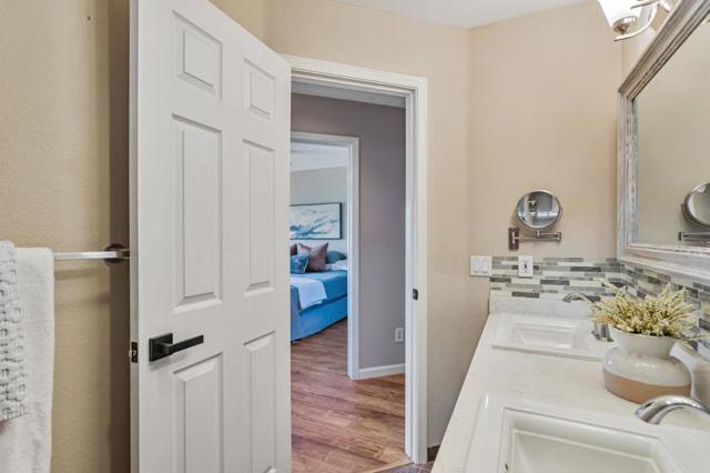 2711 Valley View Road, Hollister CA: https://media.crmls.org/mediaz/dcca1325-b52e-4426-8b60-0b1c51bc804a.jpg