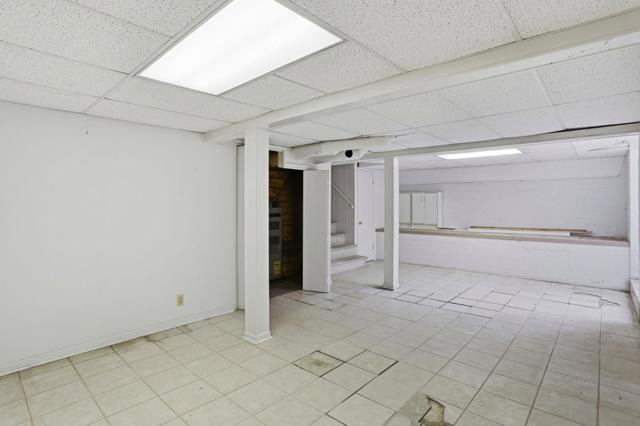 680 N Winchester Boulevard, Santa Clara CA: https://media.crmls.org/mediaz/dcca685e-3521-40bd-9f80-321df4832e2a.jpg