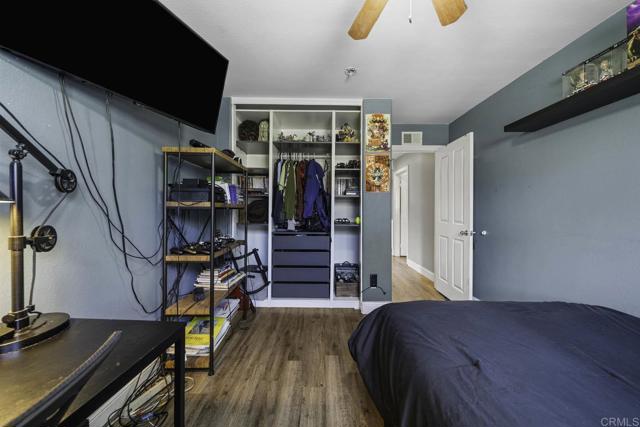 2552 Saddlehorn Drive, Chula Vista CA: https://media.crmls.org/mediaz/dccb0547-9a64-4141-95ee-f7735c22c35d.jpg