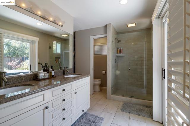 2041 Hidden Valley Dr, Santa Rosa CA: https://media.crmls.org/mediaz/dccb11f7-c5bc-4702-bf36-4ef584dbda54.jpg