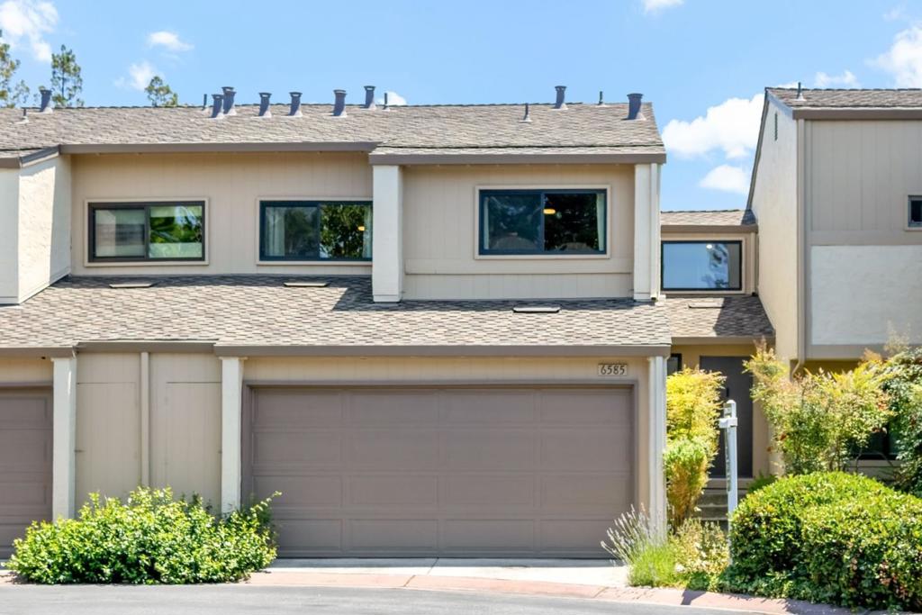 6585 Cooperage Court