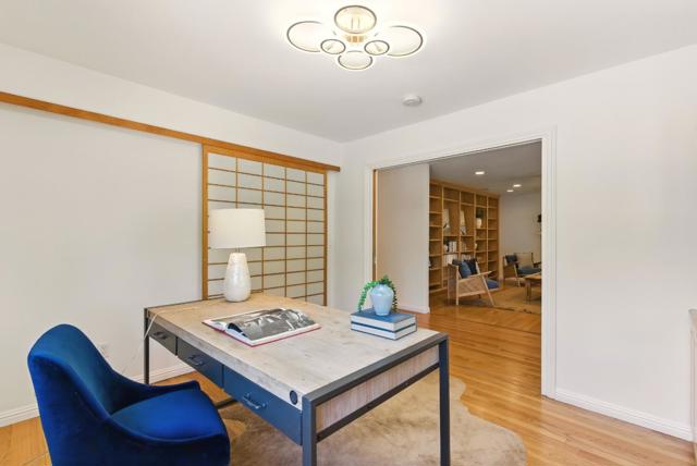 41 Regent Place, Palo Alto CA: https://media.crmls.org/mediaz/dccb6b1a-8f47-449e-b095-609197a7b8c6.jpg