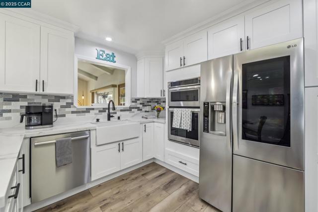 5521 Alaska Dr, Concord CA: https://media.crmls.org/mediaz/dcccde22-c178-4249-b2a6-f97e149e25b9.jpg