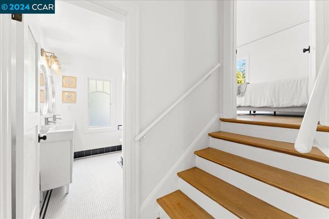 Image 27 of 60 For 900 Spruce Street