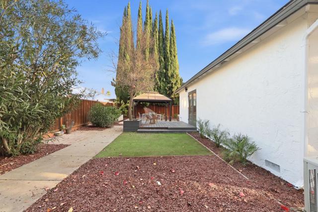 6624 Catamaran Street, San Jose CA: https://media.crmls.org/mediaz/dccd4496-dbcf-4411-a27a-e2601e06f0c5.jpg
