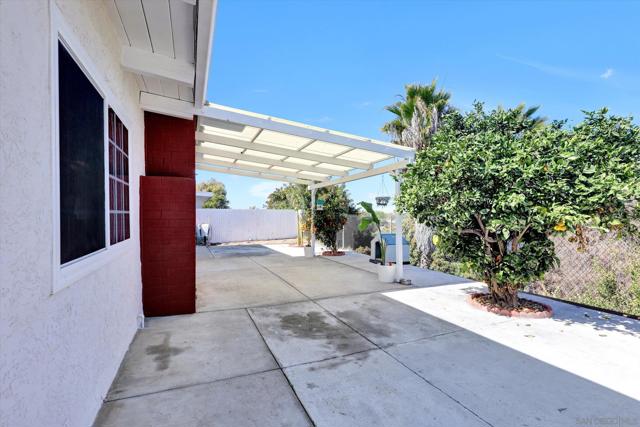 5238 Cervantes Ave, San Diego CA: https://media.crmls.org/mediaz/dccda223-1b1a-403b-8314-93f8d5b4e465.jpg