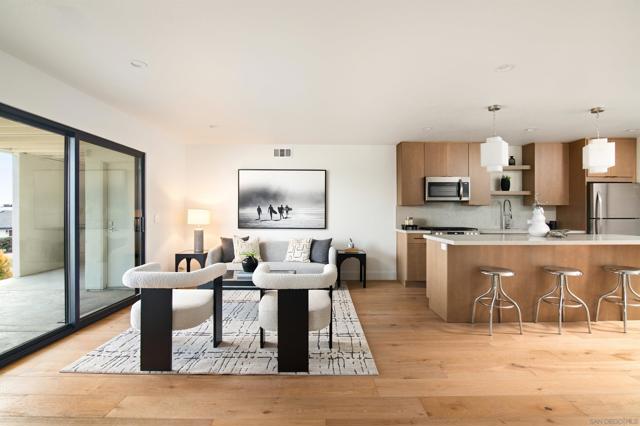 Image 33 of 60 For 2481 La Marque St