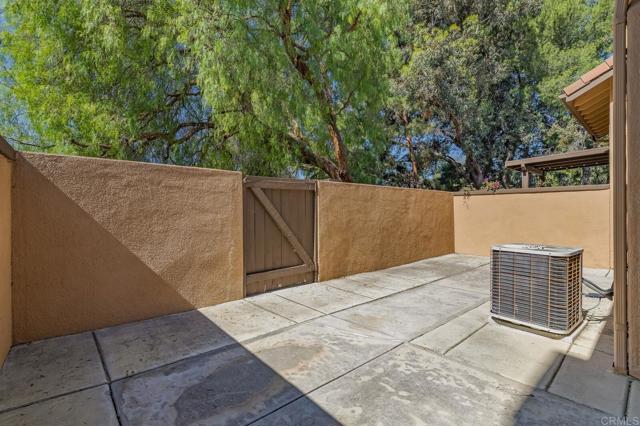 Detail Gallery Image 29 of 37 For 421 S Rosemary Ln, Anaheim Hills,  CA 92808 - 2 Beds | 2/1 Baths