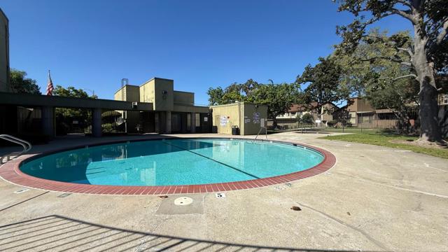 2381 Lava Drive, San Jose CA: https://media.crmls.org/mediaz/dcd254a7-8cba-48cf-b911-eaf0afc5818e.jpg