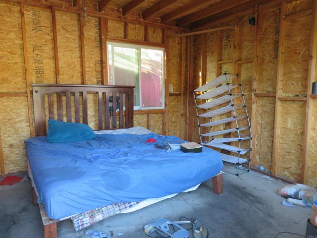 4021 Cherry Blossom Street, National City CA: https://media.crmls.org/mediaz/dcd29bee-f5cf-47ff-a1da-4def0e64c810.jpg