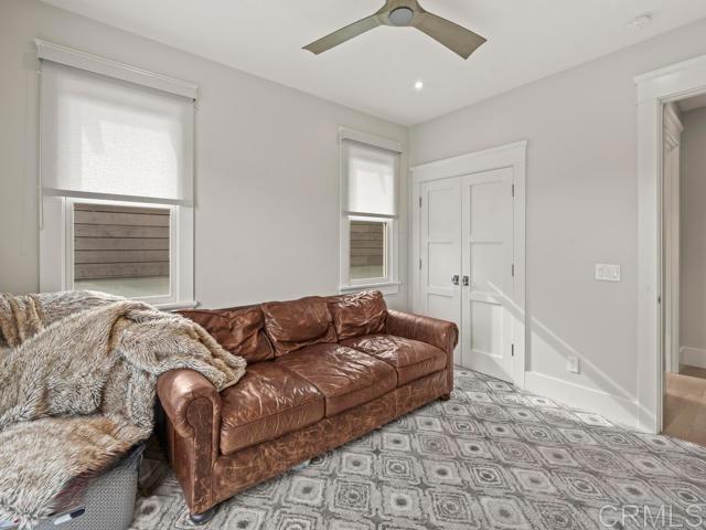 Detail Gallery Image 16 of 54 For 1027 G Ave, Coronado,  CA 92118 - 5 Beds | 3/1 Baths