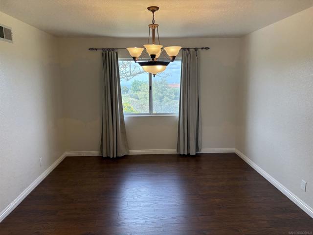6702 Rainbow Hts. Rd.,  CA: https://media.crmls.org/mediaz/dcd33903-d482-49fc-857a-3ff26210c69b.jpg