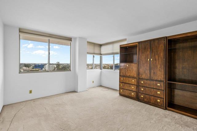 3635 7th Ave, San Diego CA: https://media.crmls.org/mediaz/dcd33cd0-6e3b-48c9-9c8e-29ad358eda06.jpg