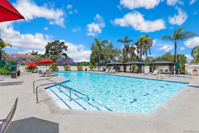 Image 19 of 26 For 190 Bautista Ct  89